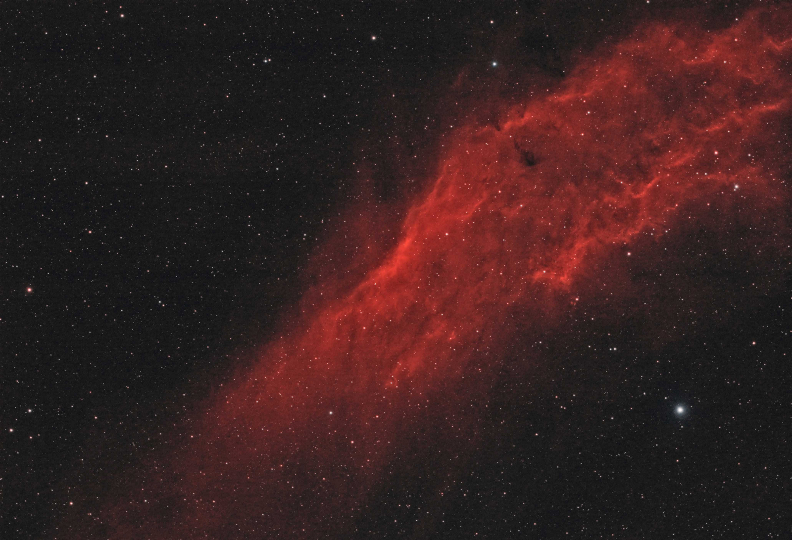 NGC1499_Ha_HaOIIIOIII_projet3_PS